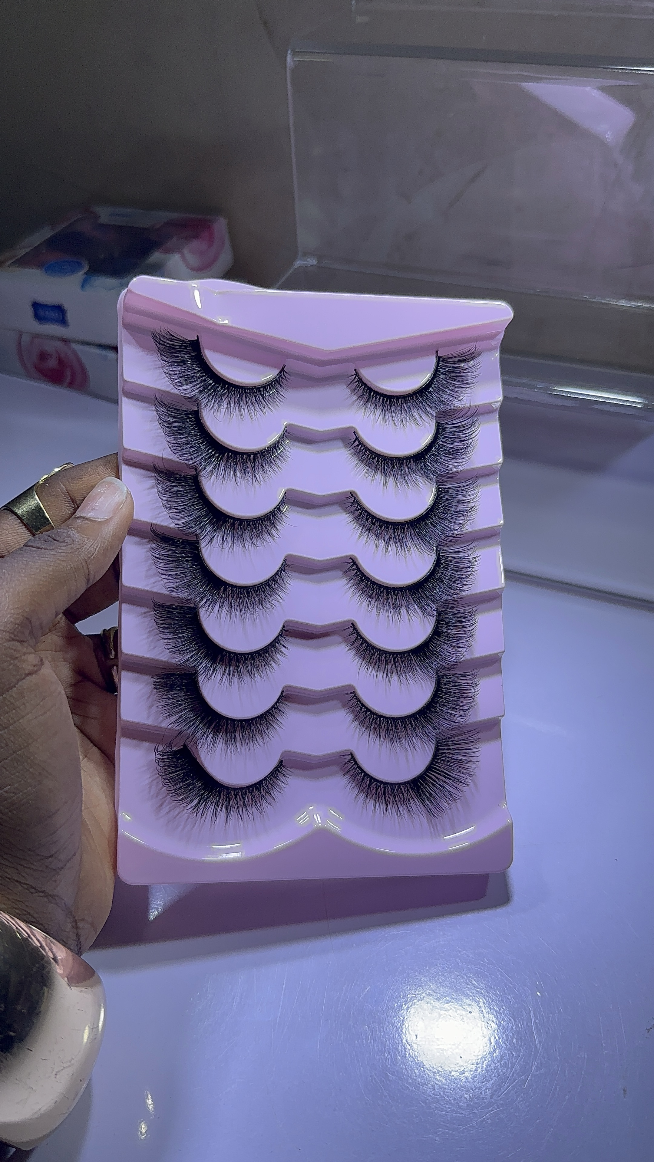Cat eye strip lashes